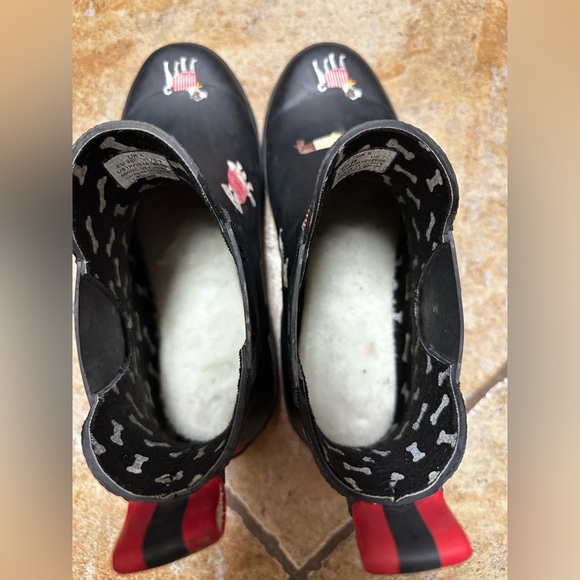 Joules Black rain Boots with Dog Pattern - Picture 5 of 5